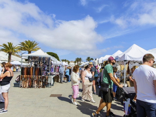 Mercadillo de Teguise – Teguise Market Tour